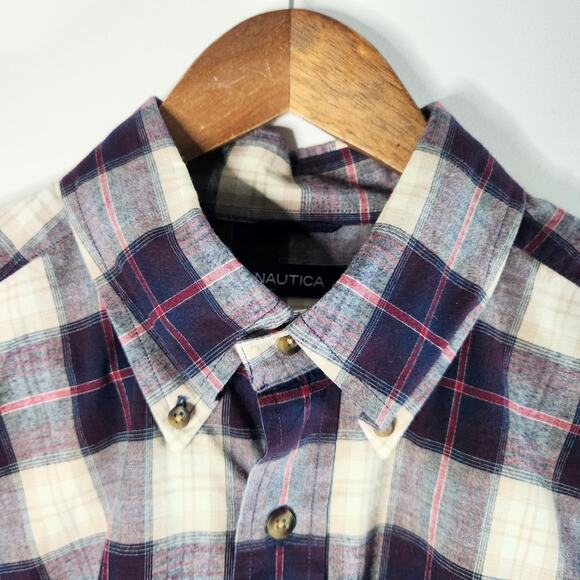 Nautica Mens Purple Plaid Button Up Casual Shirt Size XL Business Office Career - Picture 3 of 10